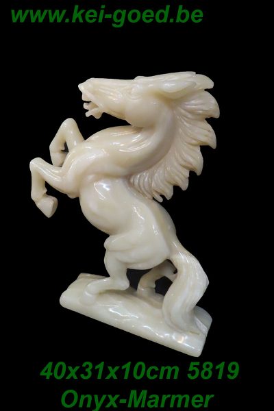 prancing horse of Onyx marble