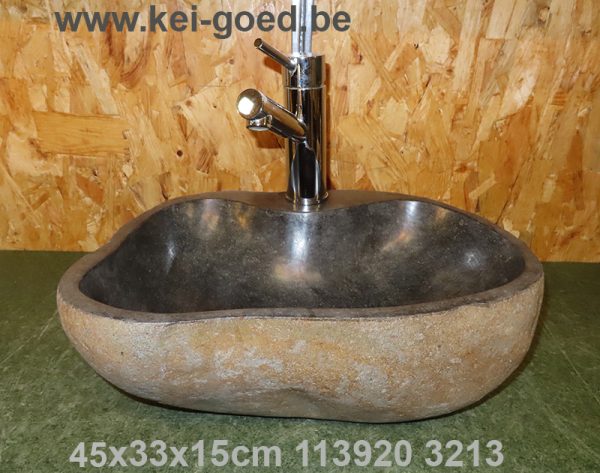 B-riviersteen-wasbak-met-kraangat