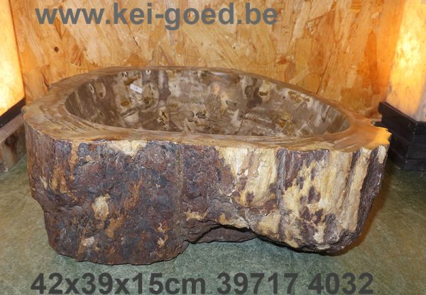 exclusief versteend hout lavabo