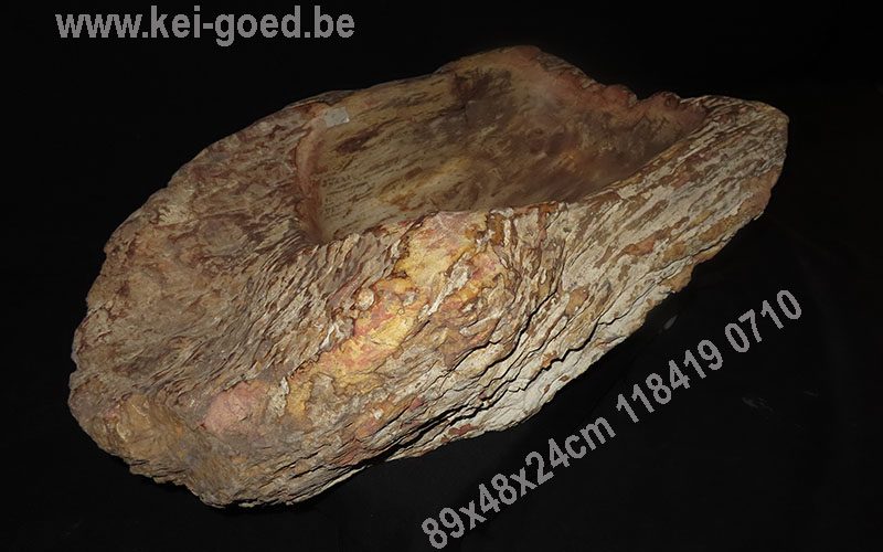 unieke trog van versteend hout 89x48x24cm 0710 Verkocht!! - Afbeelding 2