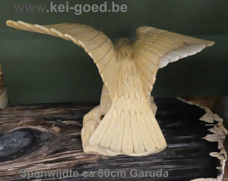 sea eagle from onix marble