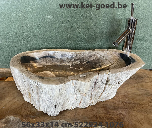 Opbouw lavabo fossiel hout