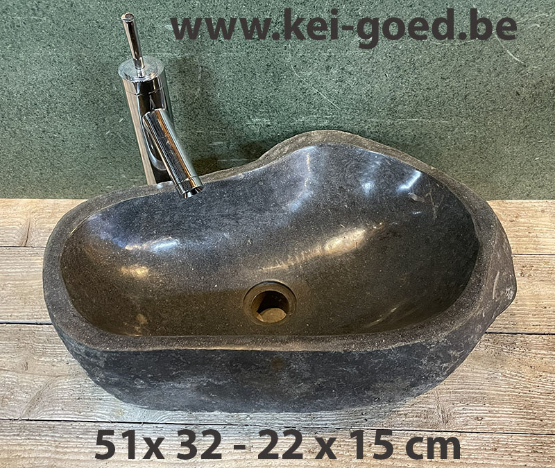 Fontein van riviersteen 4461